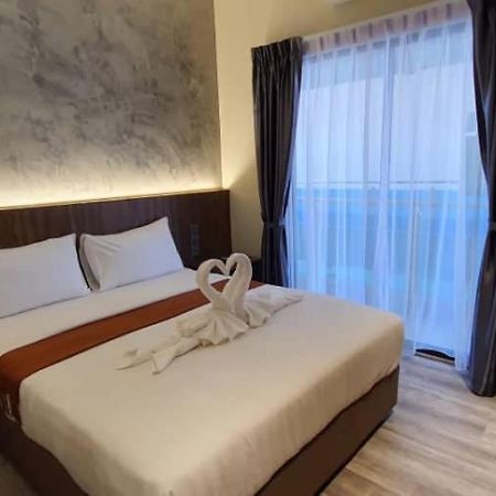Vista Hotel Tawau Exteriör bild