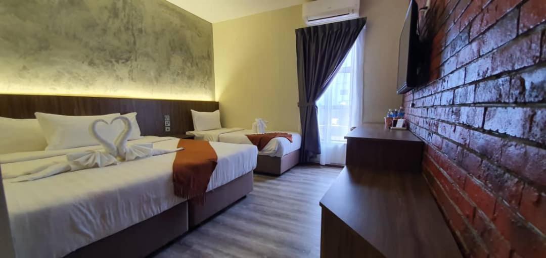 Vista Hotel Tawau Exteriör bild