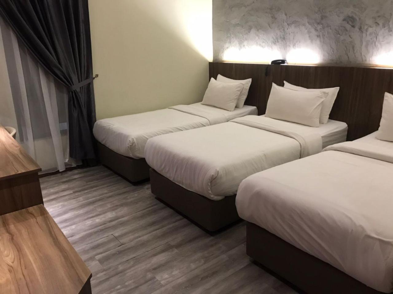 Vista Hotel Tawau Exteriör bild